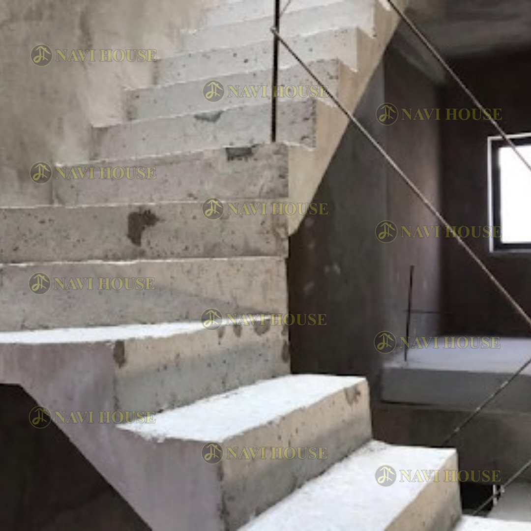 Muốn đổ bê tông cầu thang đẹp và không bị rung cần bố trí chống rung cầu thang ngay từ lúc chuẩn bị cốp pha