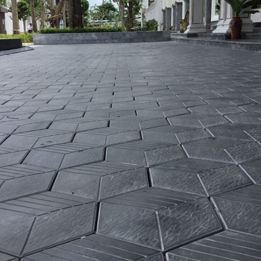 Gạch tự chèn dễ thi công, bền và linh hoạt thiết kế